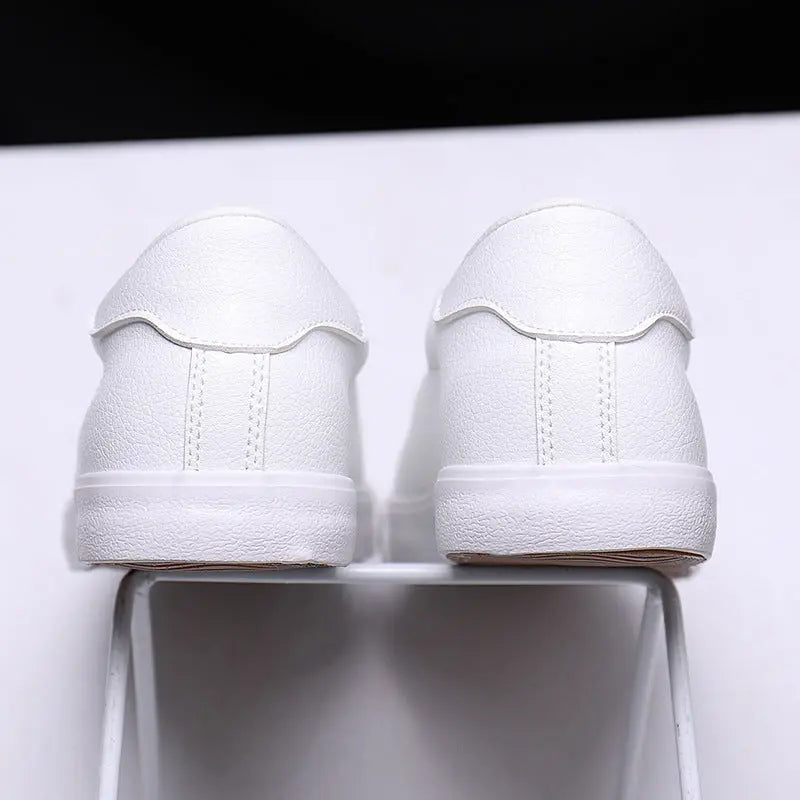 Casual White Sustainable Leather Sneakers Old Money Classic