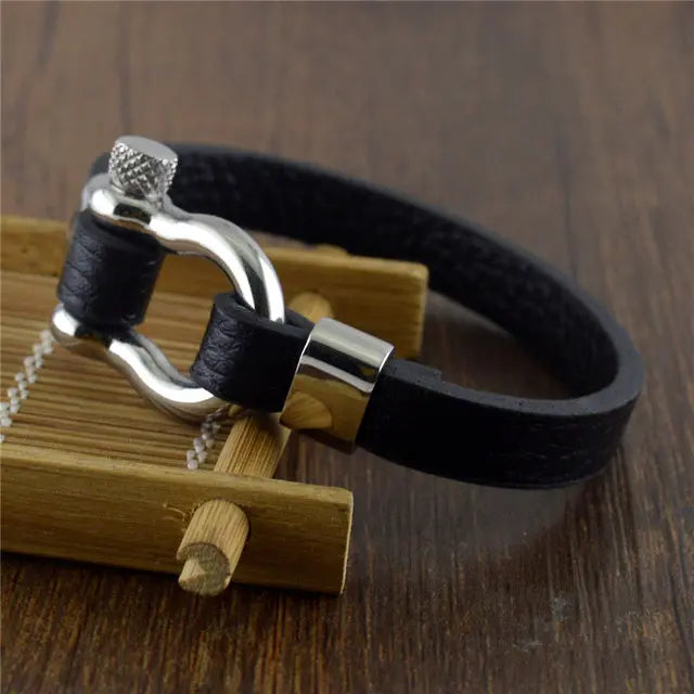 Titanium Steel Leather Bracelet - Old Money Classic