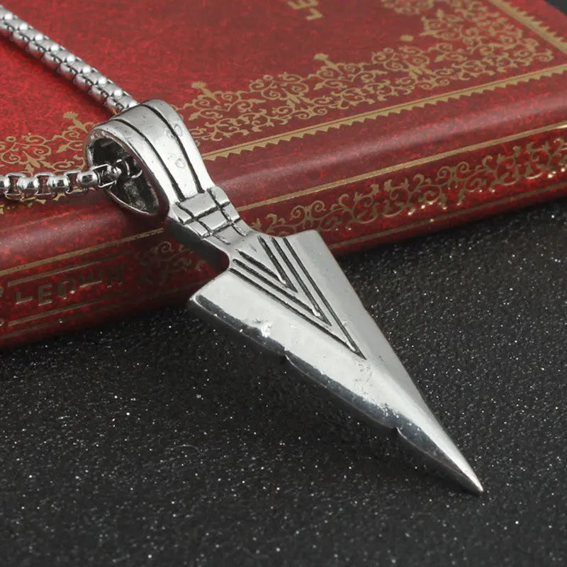 Triangle Arrow Necklace - Old Money Classic